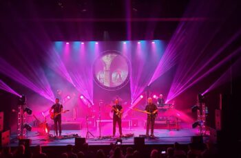 Емблематичното шоу “The Pink Floyd Experience” идва в България